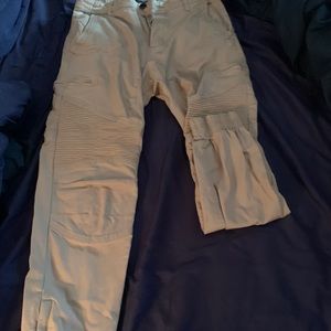 Men’s urban jogger . Size 28 .